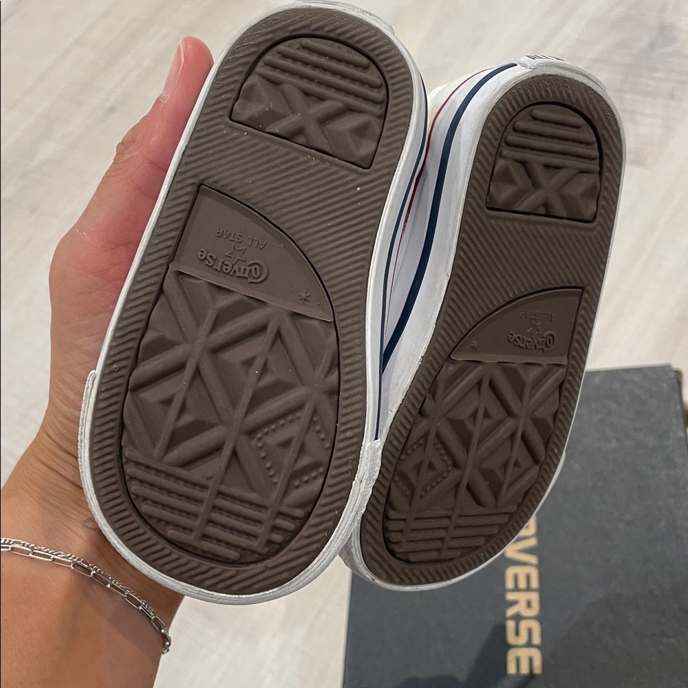 4T Converse Infant White Sneakers with Red and Blue Stripes - Picture 6 of 7